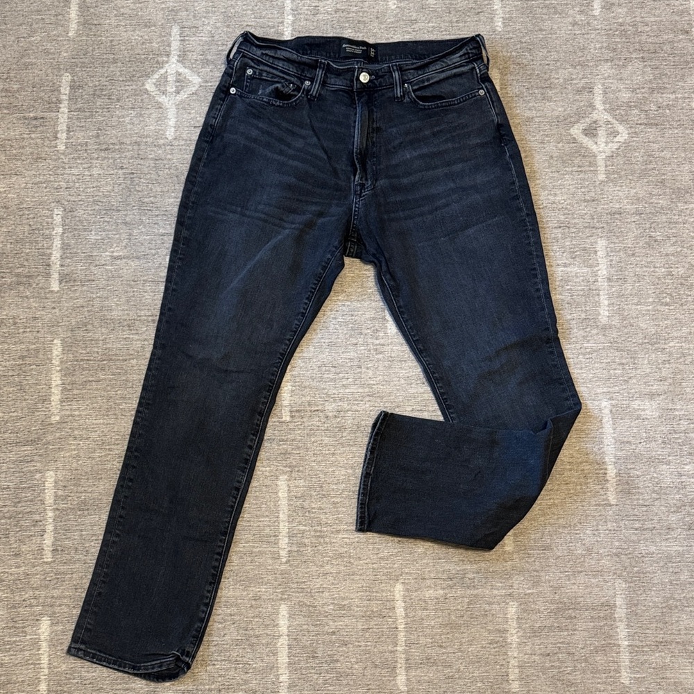Abercrombie & Fitch Men's Black Athletic Straight Jeans